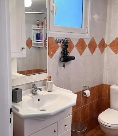 Familynest Retreat Volos